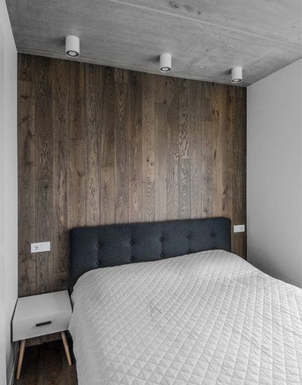 Drewniane podłogi, deko ścianka: kolor Graphite 3477.