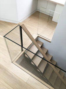 230 mm plačios grindų lentos ir laiptai
