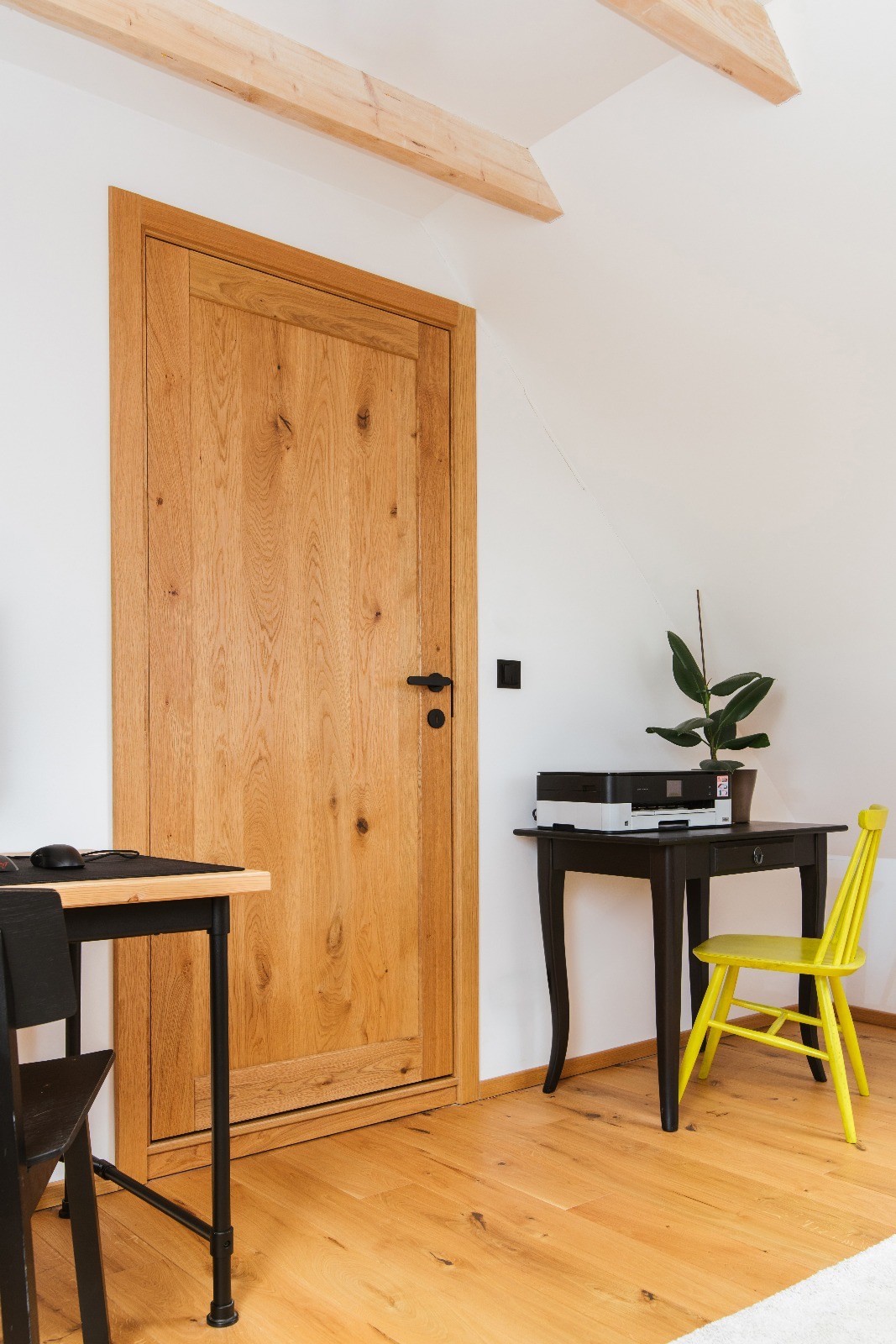 Drzwi dębowe D1F Natural Oak 2600 zł/kmpl. netto* Drzwi dębowe D1F Natural Oak 2600 zł/kmpl. netto*